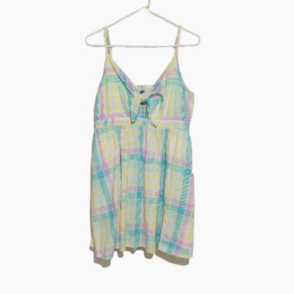Old Navy Sundress Adjustable Spaghetti Straps and Peekaboo Hole with Bow L